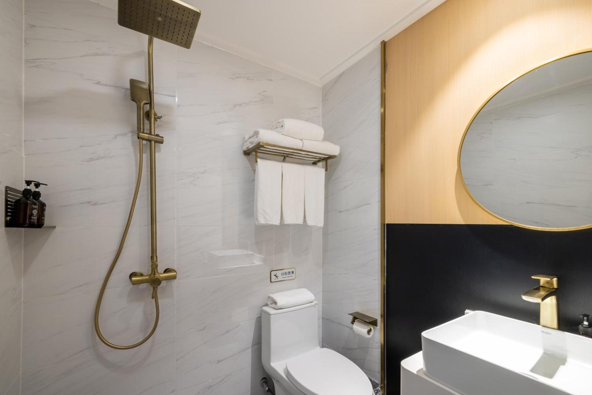Jingfang Building Smart Hotel - Located In The Busiest Part Of The Downtown Area, Near Beijing Tiananmen Square And The Forbidden City,Wangfujing Shopping Street ,Newly Opened Hotel,Provide Free Laundry Service,Provide Tourism And Ticketing Services Esterno foto